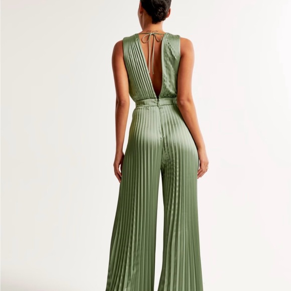 NWT Abercrombie & Fitch Navy Jumpsuit - Picture 14 of 16